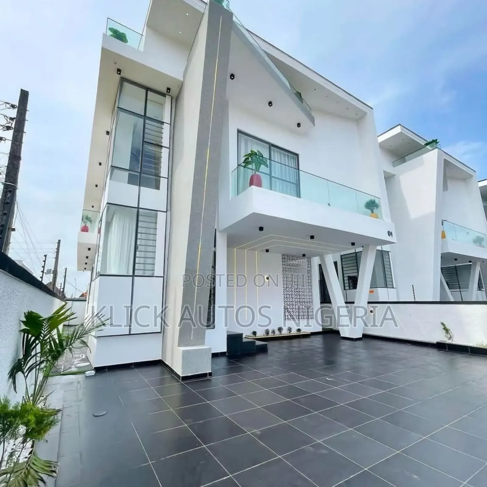 Furnished 5bdrm Duplex in Lekki for sale in Lekki