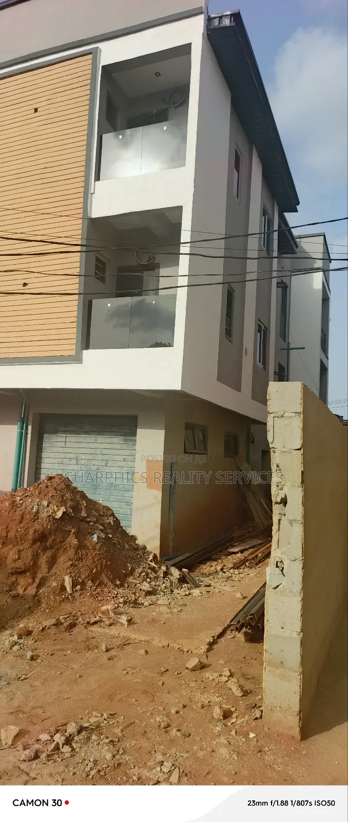 Mini Flat in Mende for sale in Mende