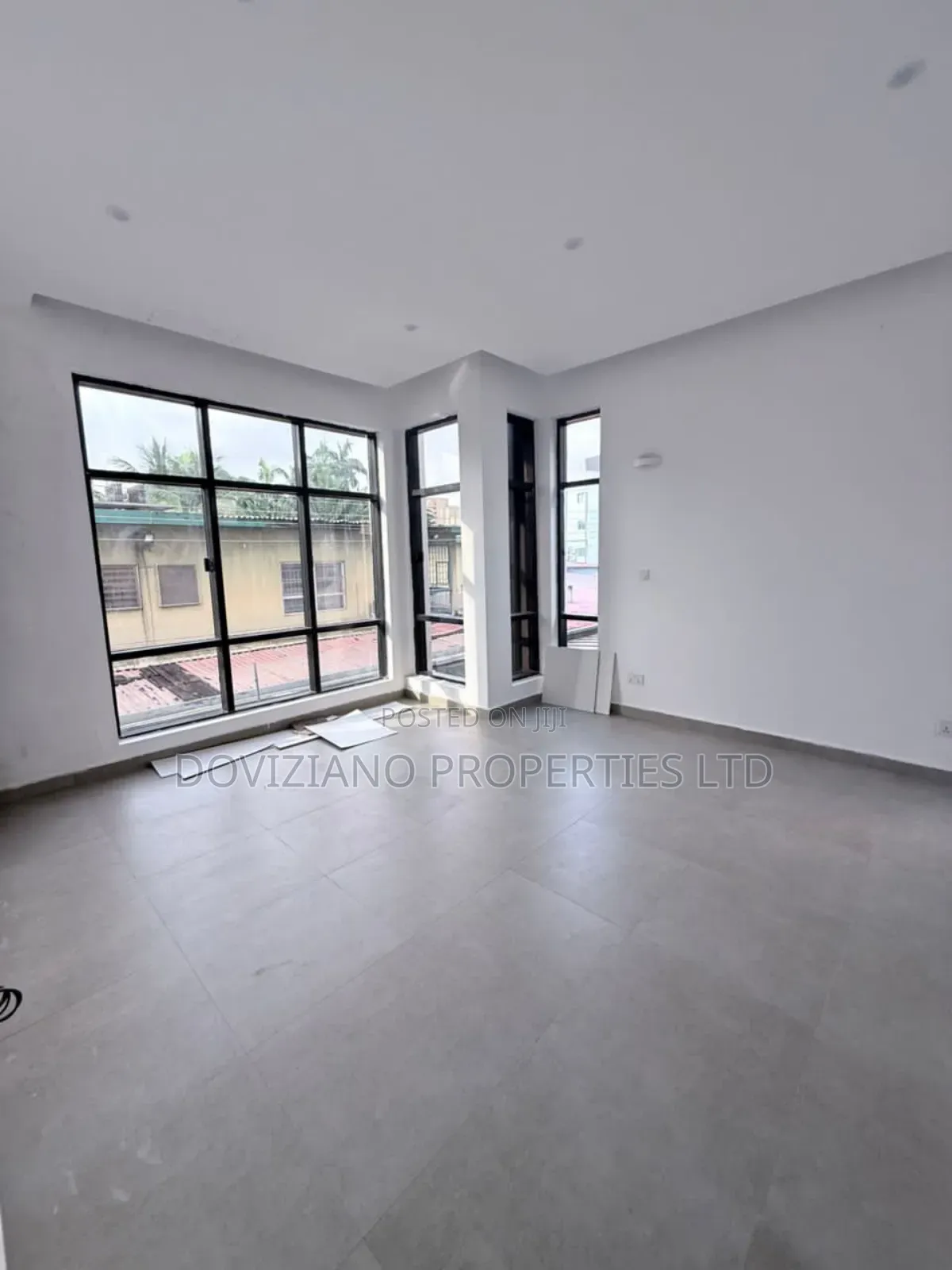 4bdrm Duplex in Ahmadu Bello Way for rent in Ahmadu Bello Way