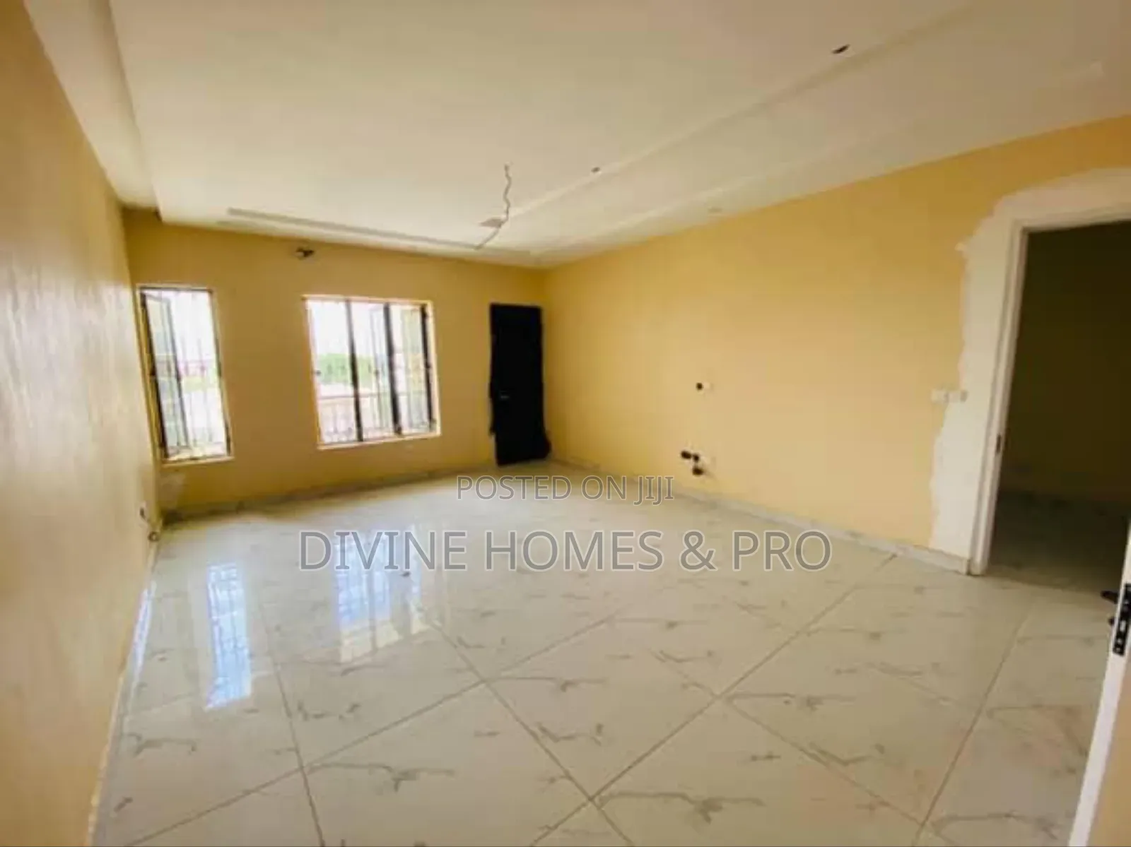 4bdrm Duplex in Life Camp for sale in Life Camp