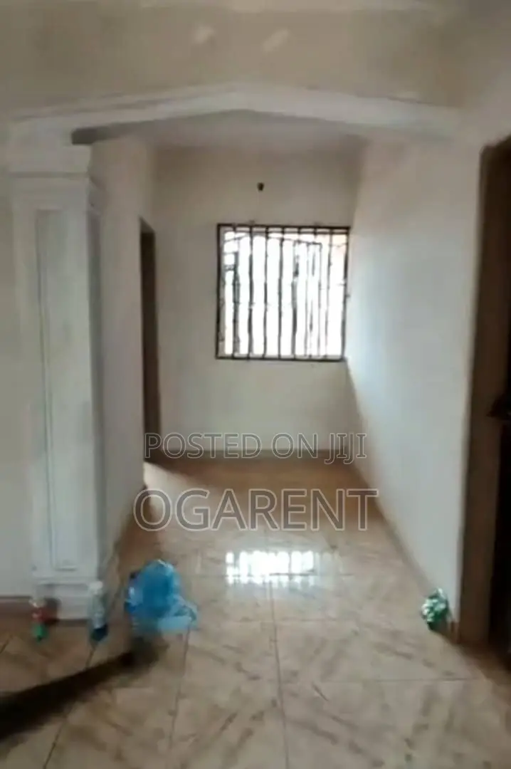 2bdrm Apartment in Santana Market, Benin City for rent in Benin City