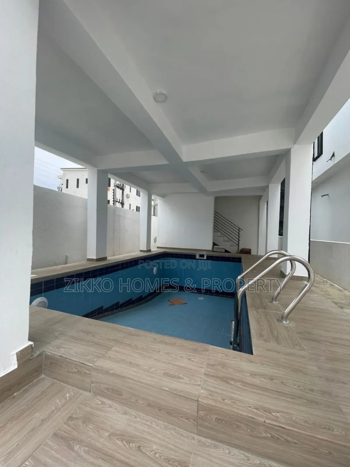 4bdrm Duplex in Harris Drive, Lekki for sale in Lekki
