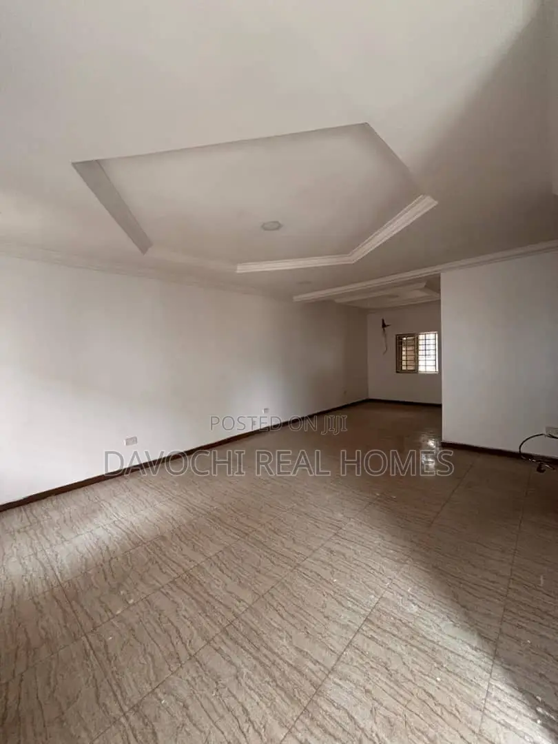 2bdrm Apartment in Lekki Right for rent in Lekki Phase 1