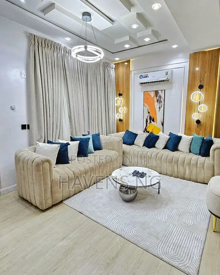 Stylish 2-Bedroom Apartment With Ps5 and Premium Amenities in Lekki Phase 1