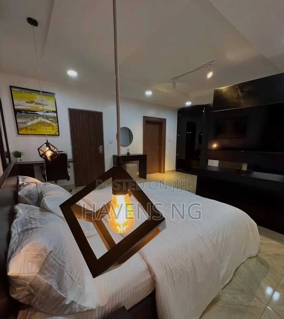 Modern Studio Apartment for Short Let in Wase