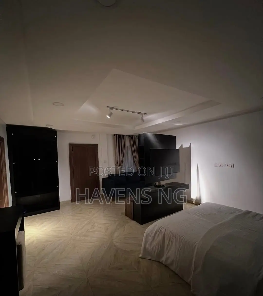 Modern Studio Apartment for Short Let in Wase