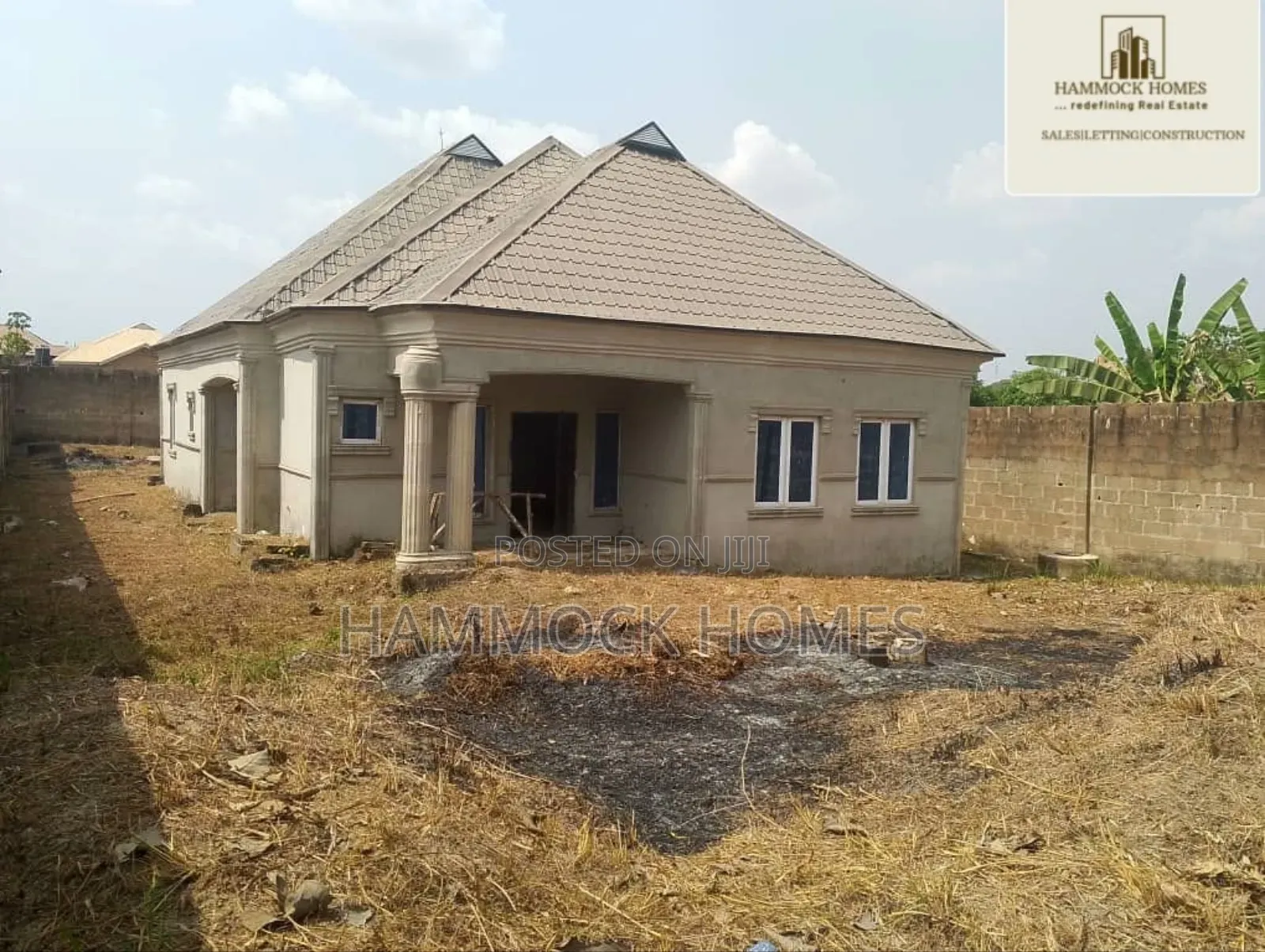 4bdrm Bungalow in Arapaja, Oluyole Estate for sale in Oluyole Estate