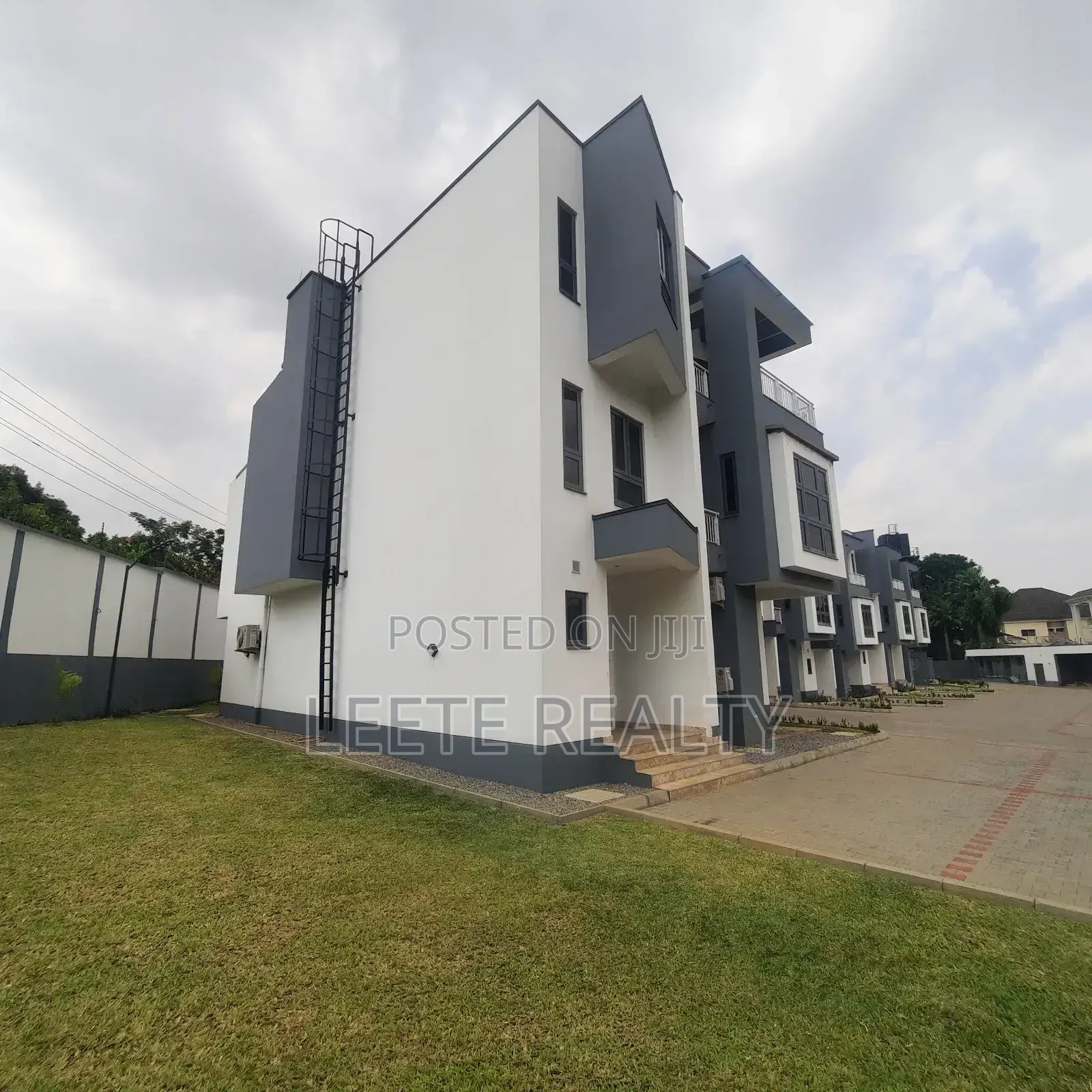 5bdrm Townhouse / Terrace in Wuse 2 for rent in Wuse 2