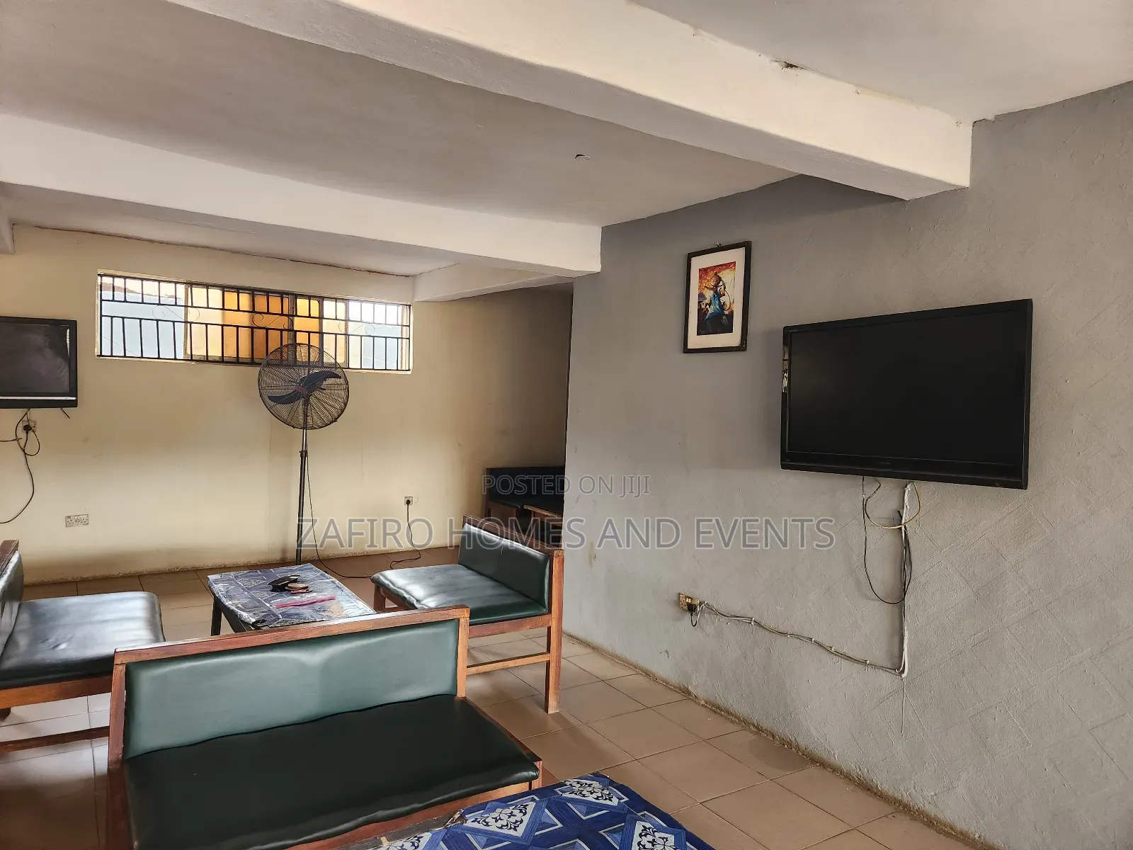 Strategic 6 Room Hotel on the Tarred Road Near Nta in Agodi