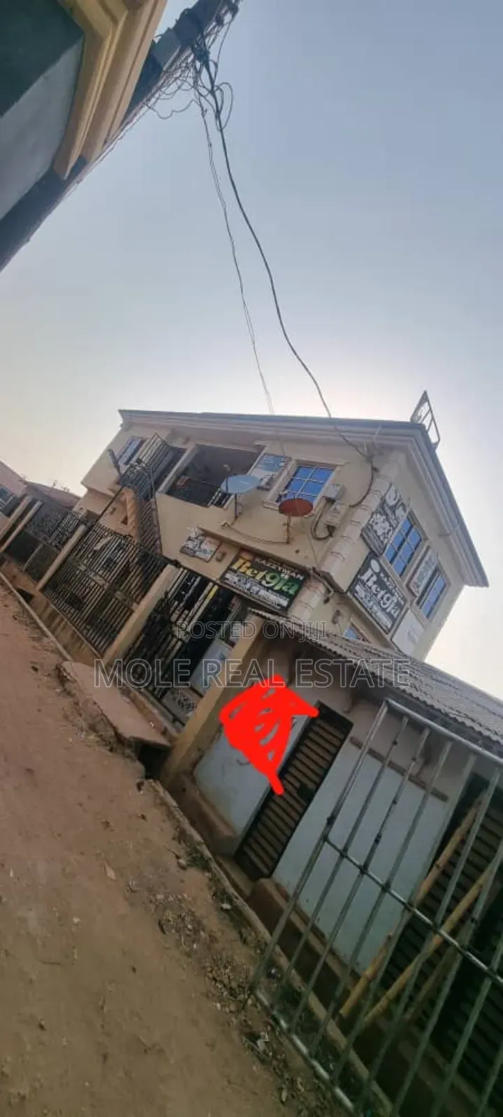 Furnished 4bdrm Block of Flats in 180 Meiran for sale in Meiran