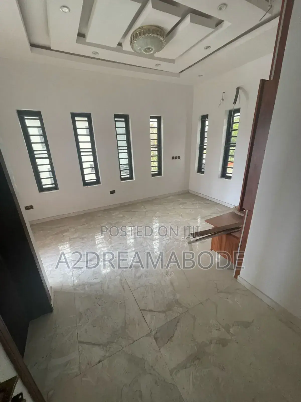 5bdrm Duplex in Adeniyi Jones for rent in Adeniyi Jones