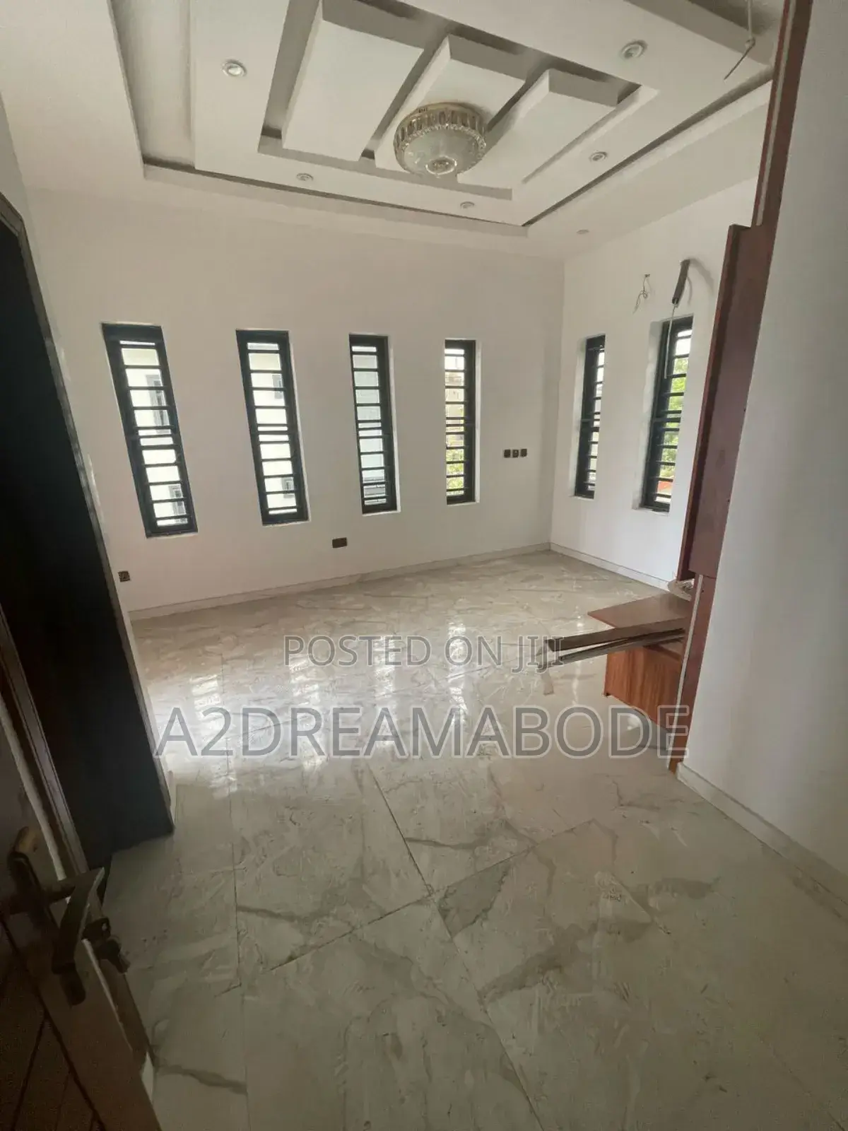 5bdrm Duplex in Adeniyi Jones for rent in Adeniyi Jones