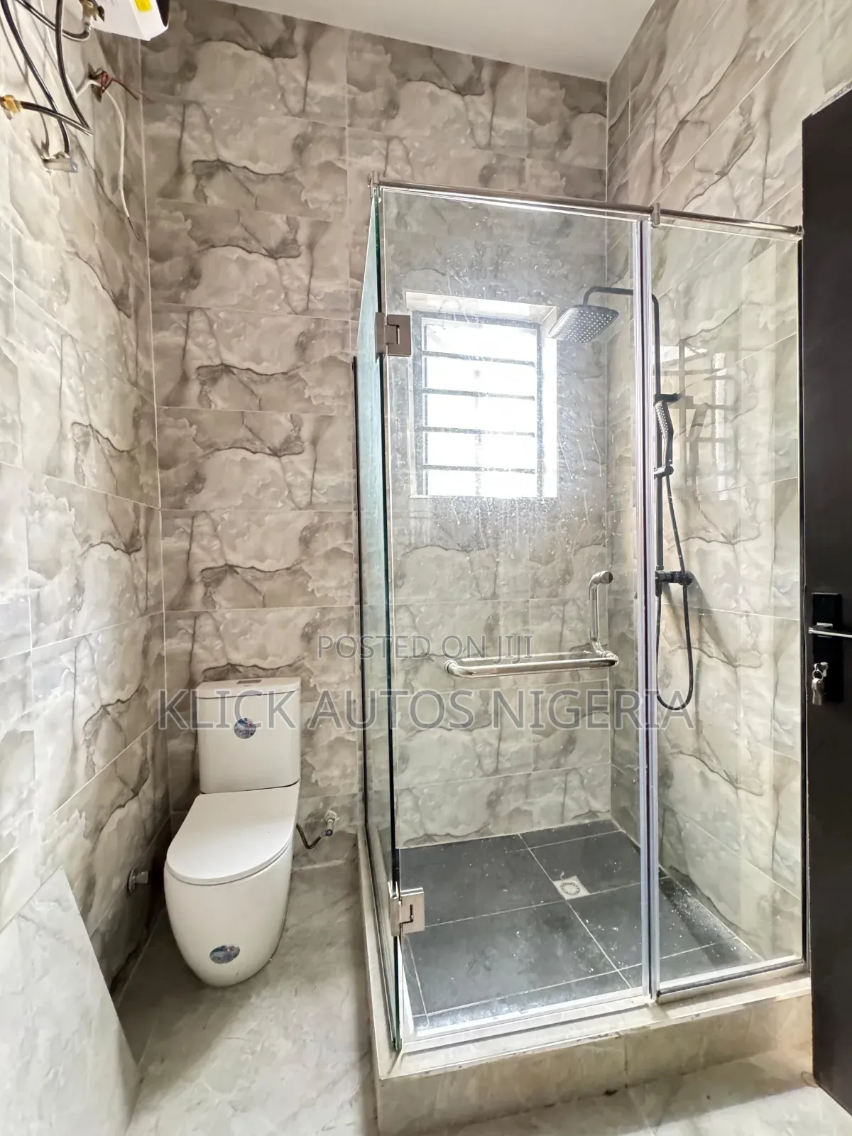 4bdrm Duplex in Jakande for sale in Jakande