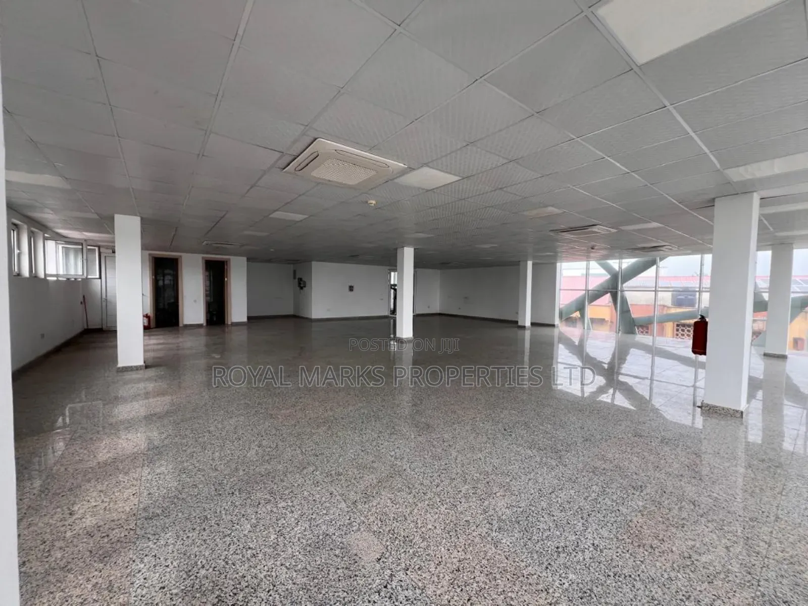 Nicely Located 272sqm Facing the Major Road in Wuse 2