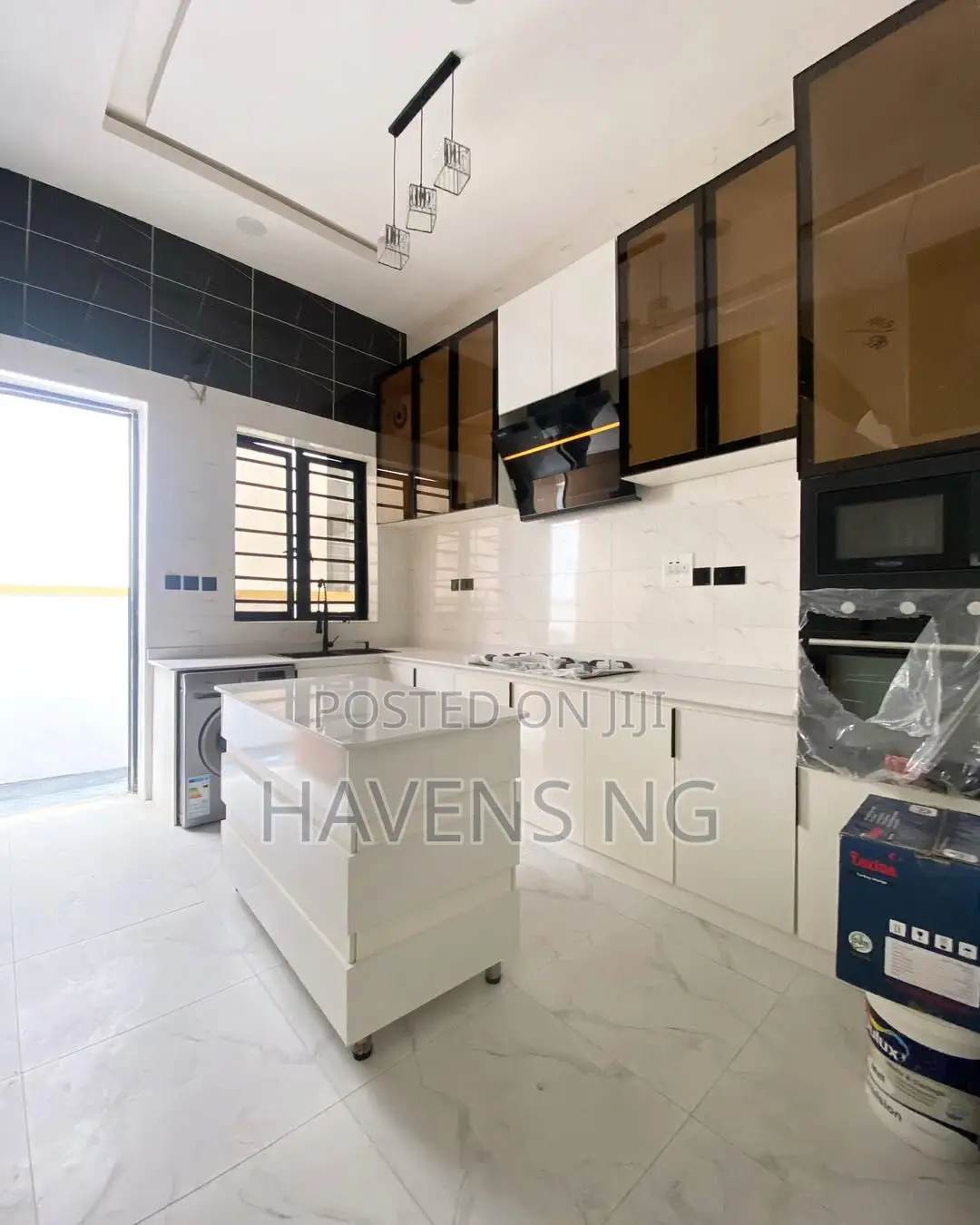 4bdrm Duplex in Lekki Phase 2 for sale in Lekki Phase 2
