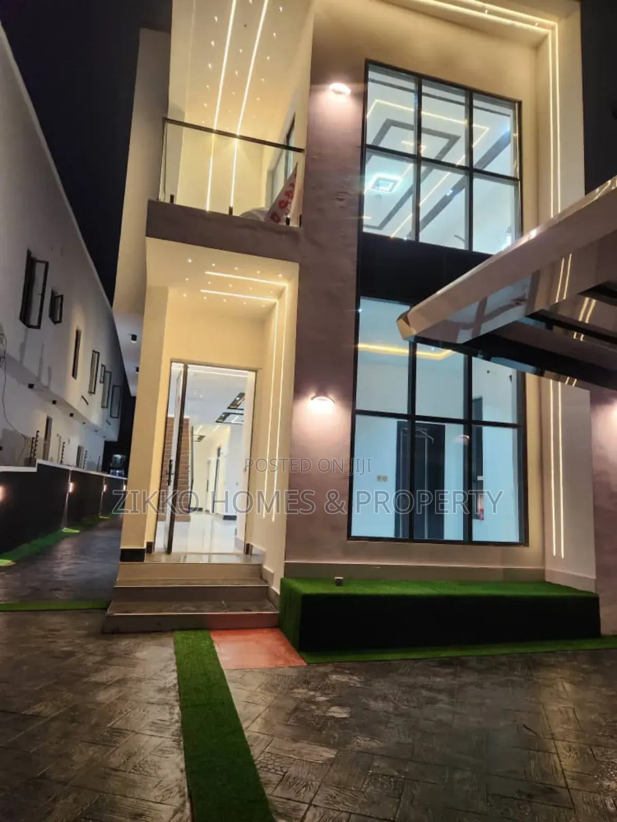 5bdrm Duplex in Oakland Estate, Ajah for sale in Ajah