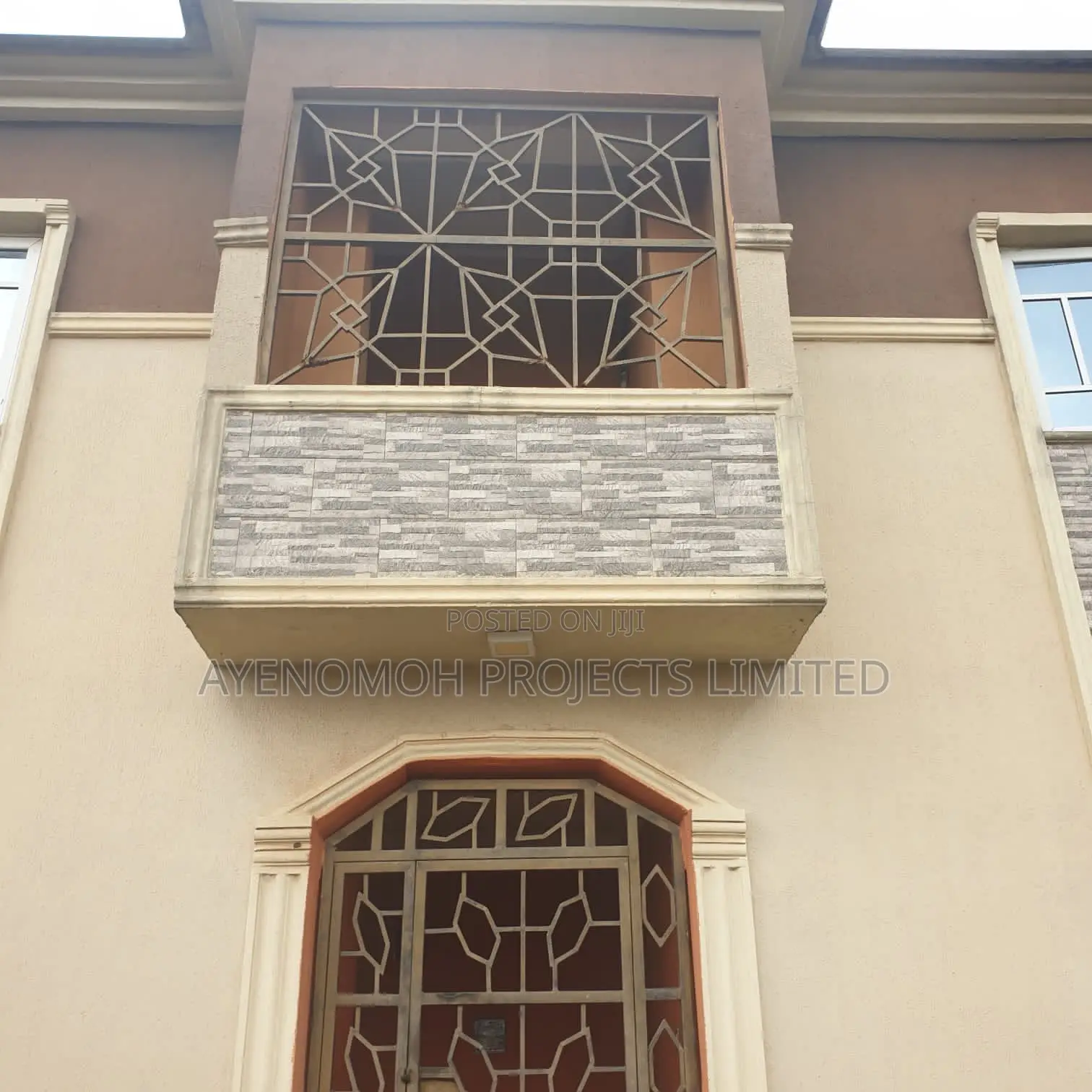 5bdrm Duplex in Ado-Odo/Ota for sale in Ado-Odo/Ota
