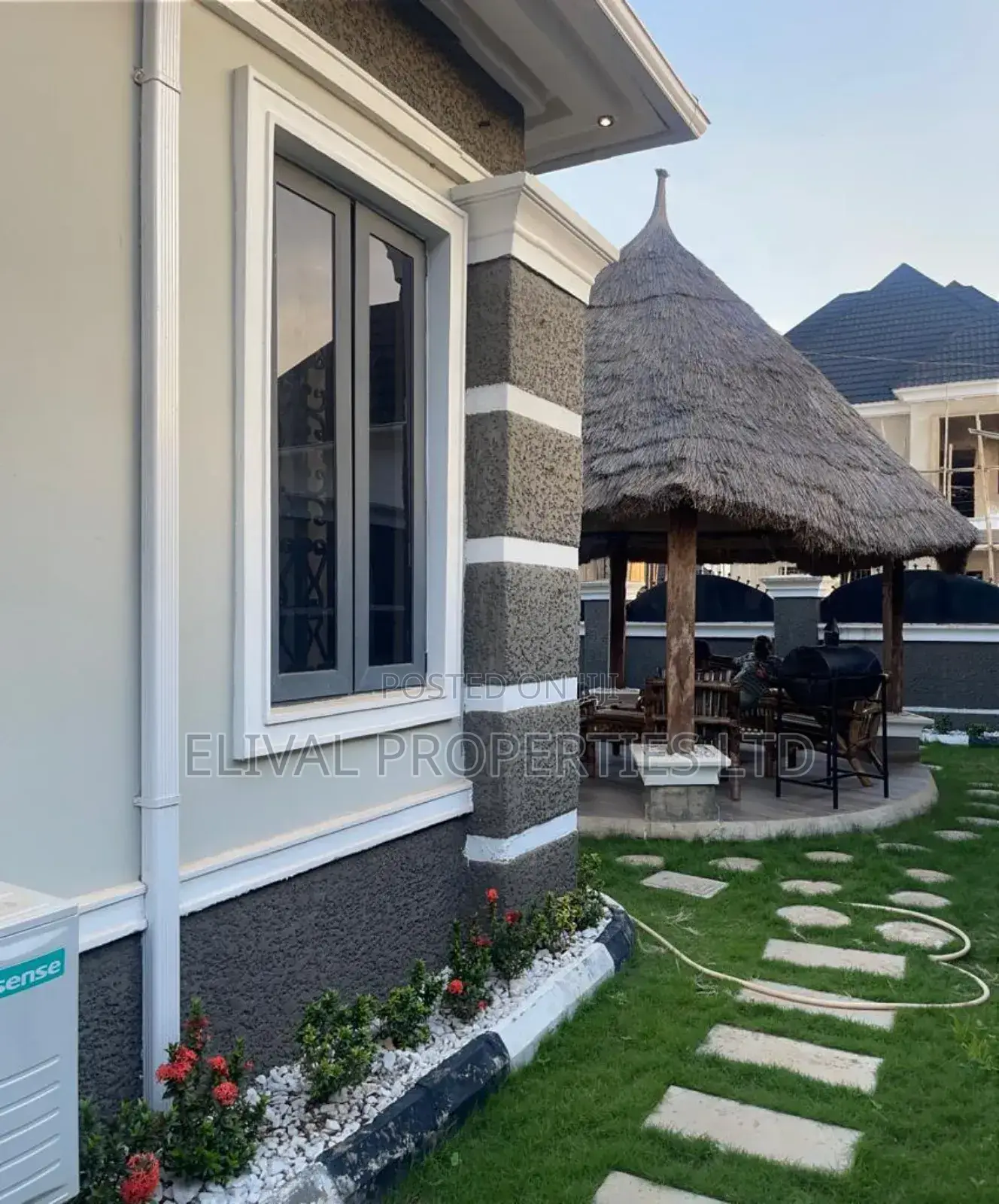 3 Bbedroom Serviced Apartment in Life Camp