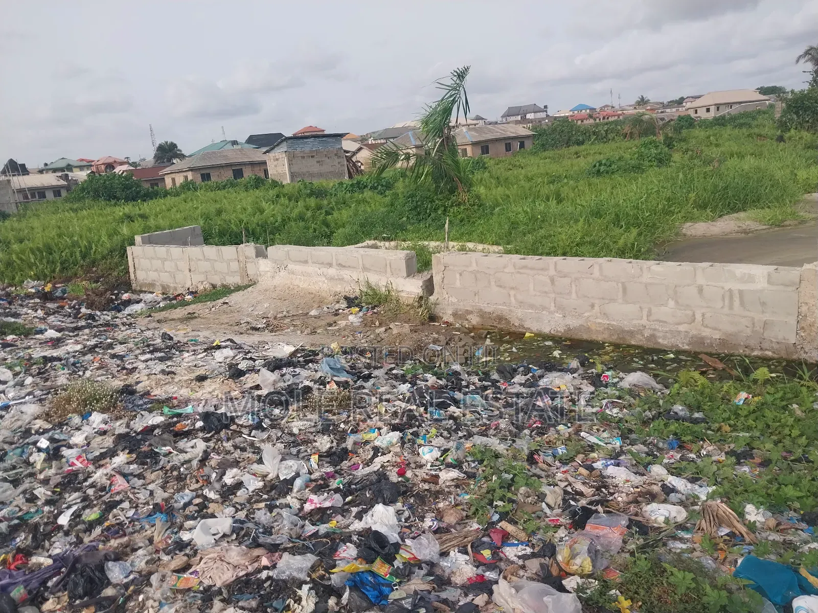 6400sqm on Bourdilion Road Ikoyi Lagos in Ikoyi