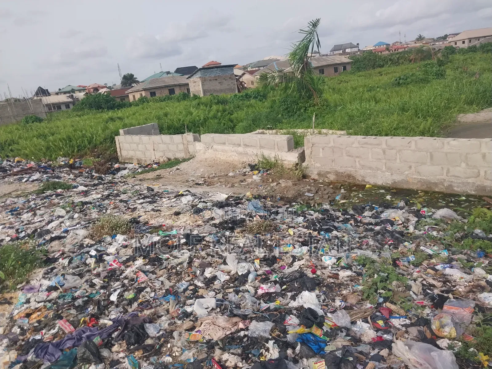 6400sqm on Bourdilion Road Ikoyi Lagos in Ikoyi