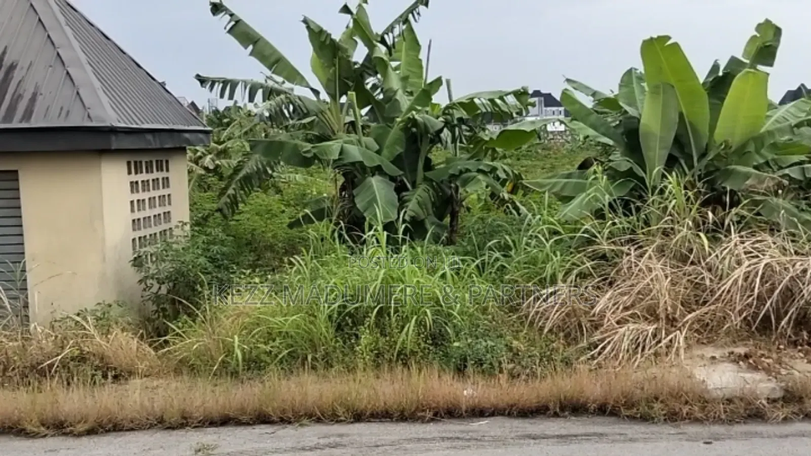 For Sale : 2 Plots on Major Rumuola Rd , Port Harcourt in Port-Harcourt