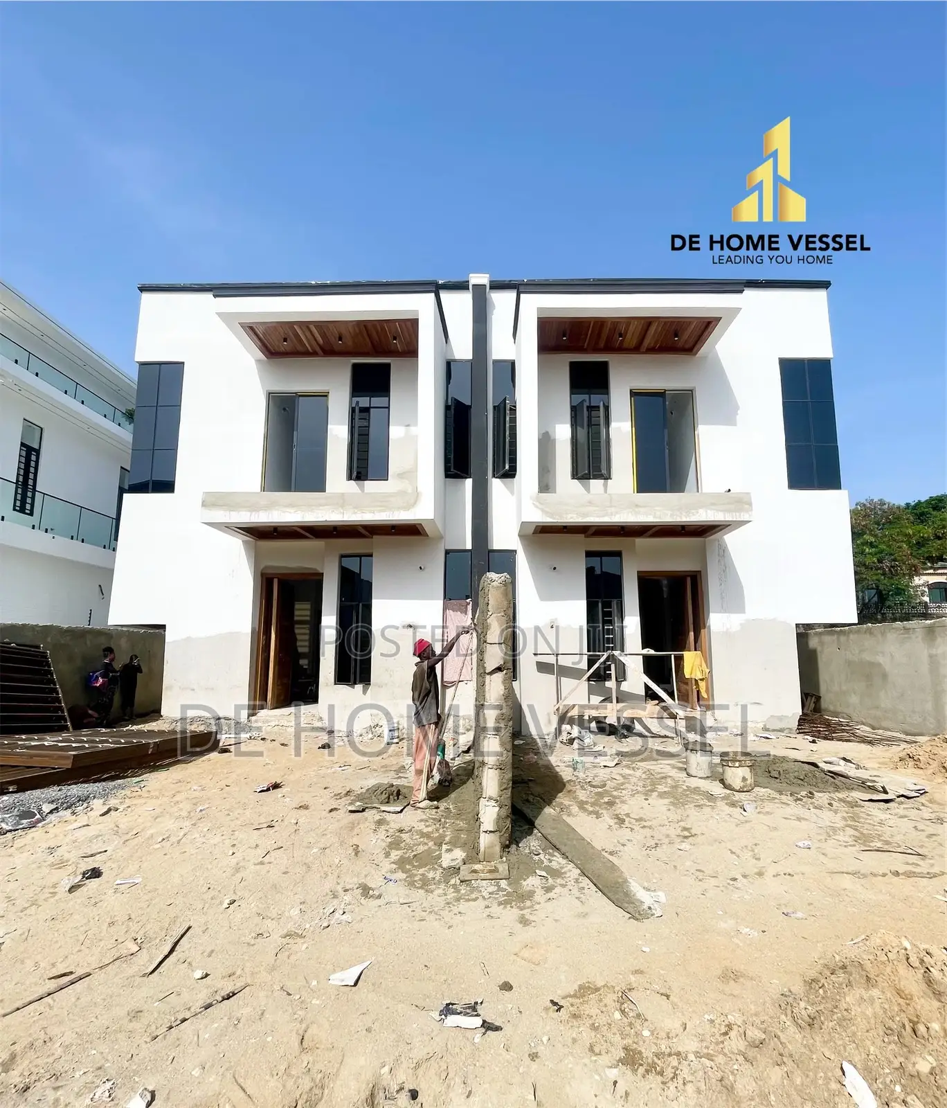 4bdrm Duplex in Chevron for sale in Chevron