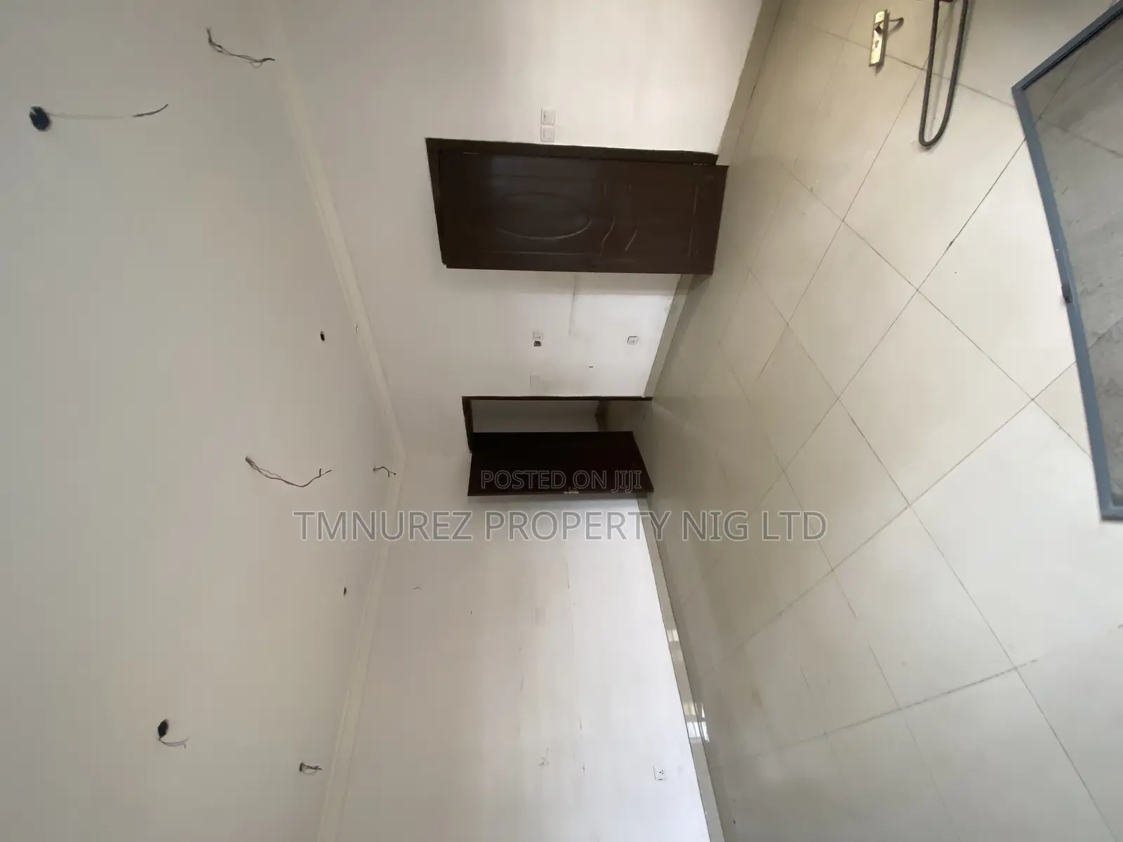Commercial Apartment to Let in Lekki