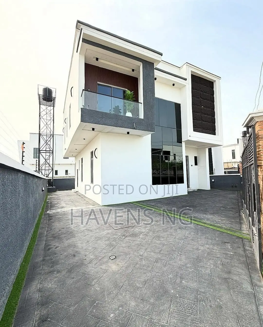 4bdrm Duplex in Lekki Phase 1 for sale in Lekki Phase 1
