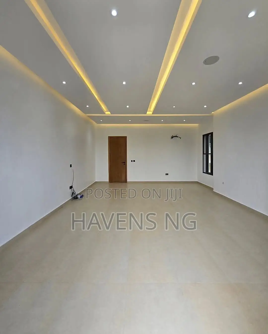 5bdrm Duplex in Lekki Phase 1 for sale in Lekki Phase 1