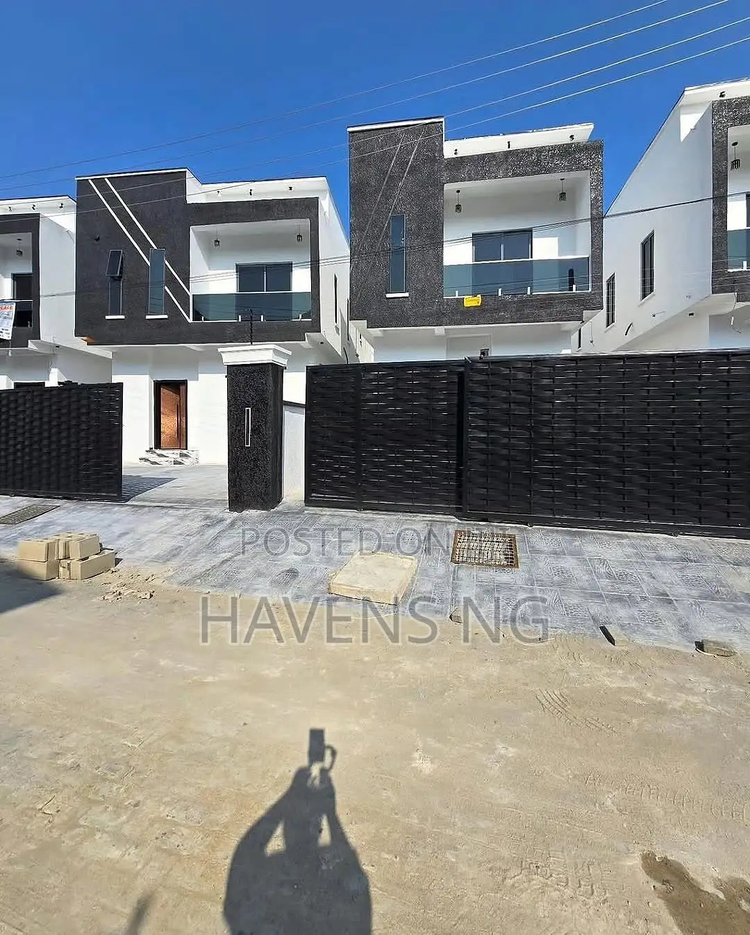 4bdrm Duplex in Lekki Phase 2 for sale in Lekki Phase 2