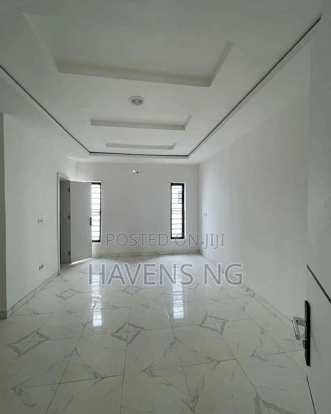 4bdrm Duplex in Ikota for sale in Ikota