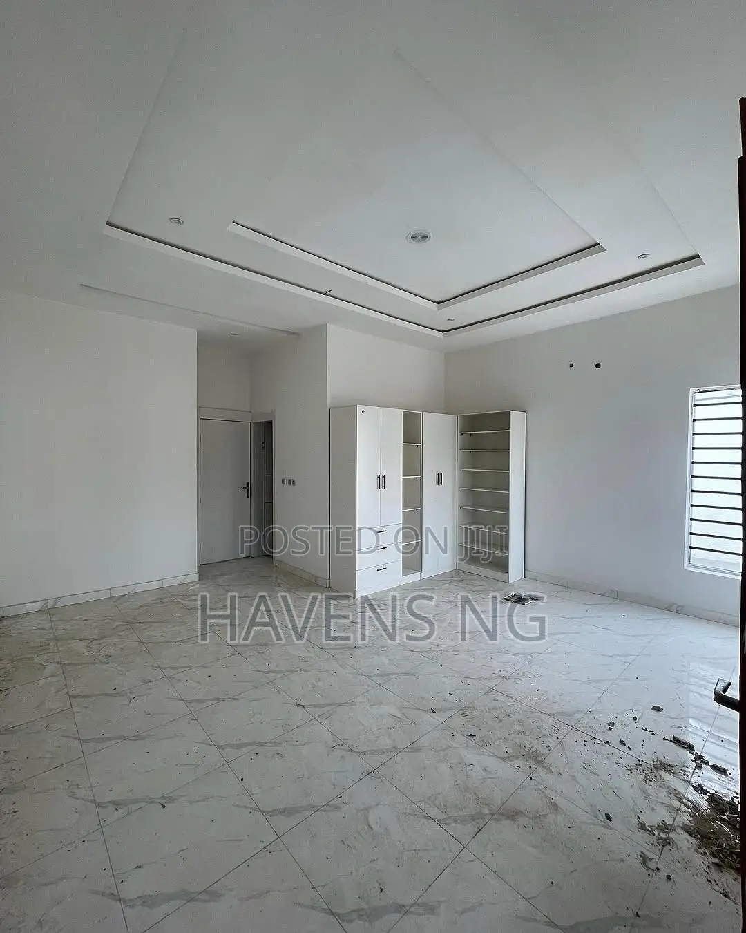 4bdrm Duplex in Ikota for sale in Ikota
