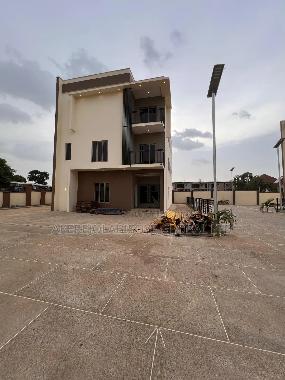 5bdrm House in Kado Abuja for rent in Kado