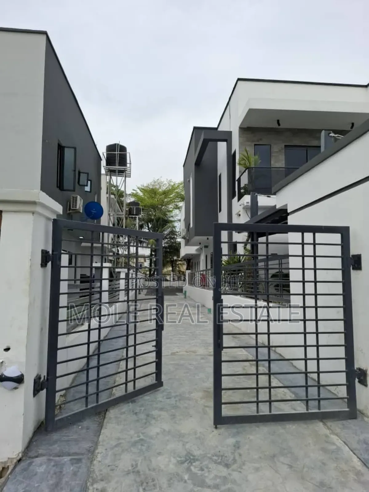 Furnished 4bdrm Duplex in Novara Mall, Sangotedo for sale in Sangotedo