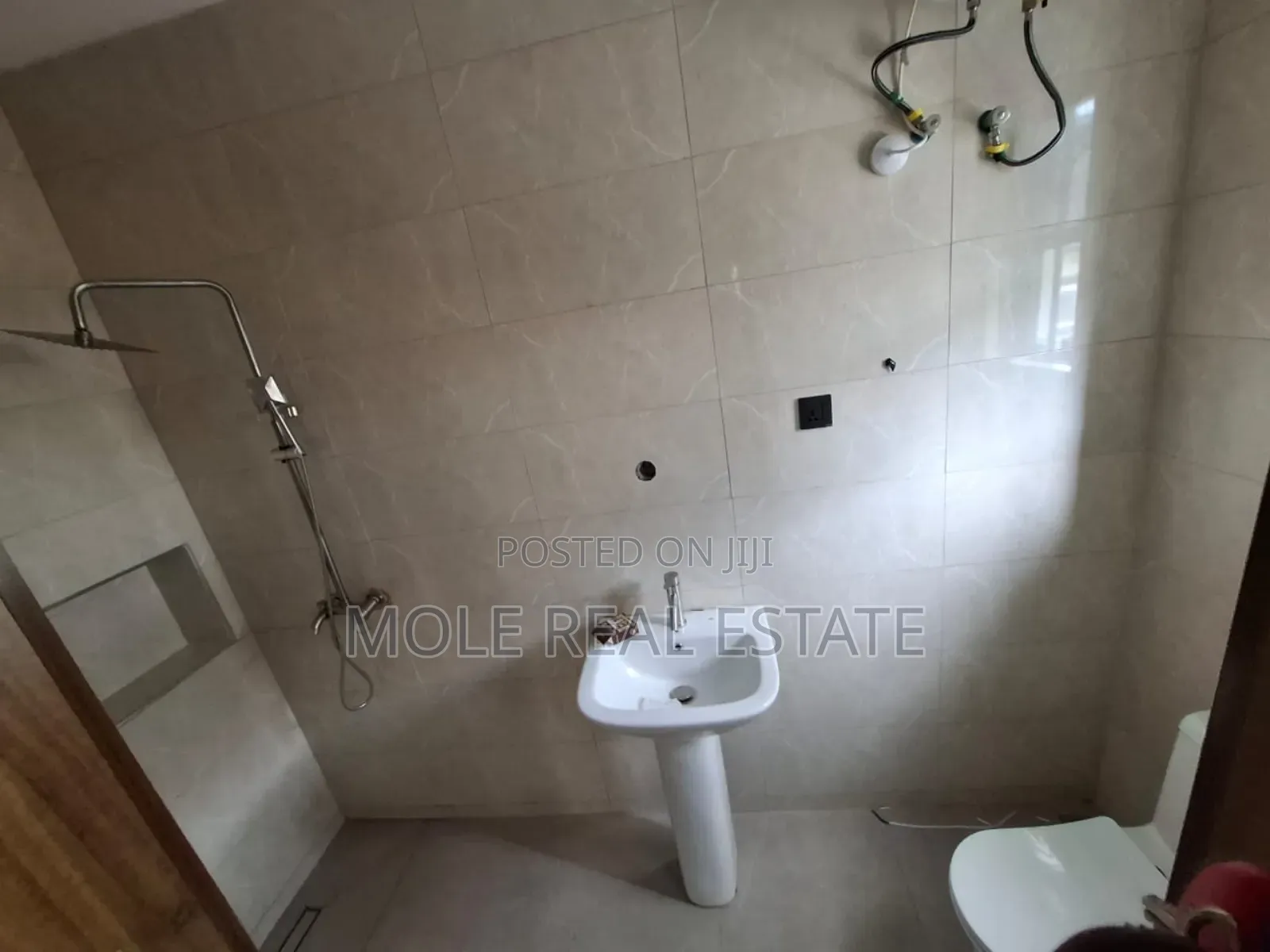 Furnished 4bdrm Duplex in Chevron, VGC / Ajah for sale in VGC / Ajah