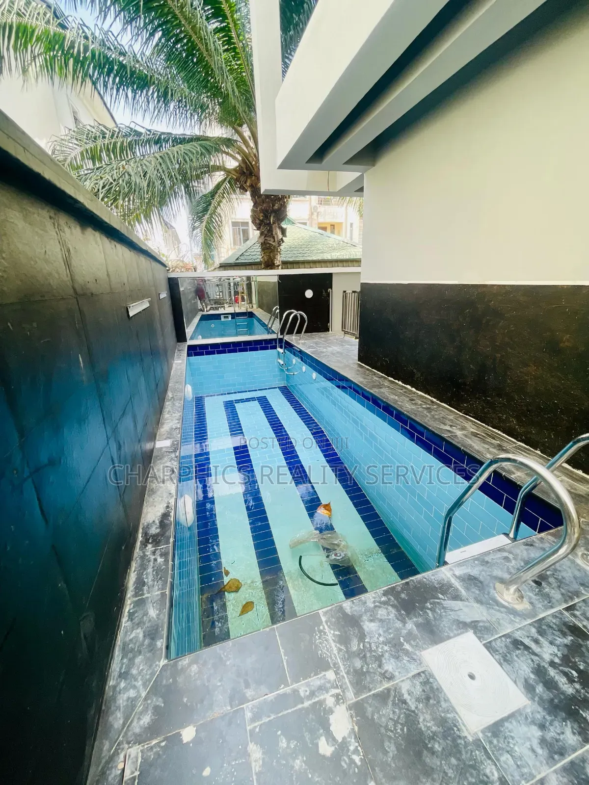 2bdrm Apartment in Agungi for sale in Agungi