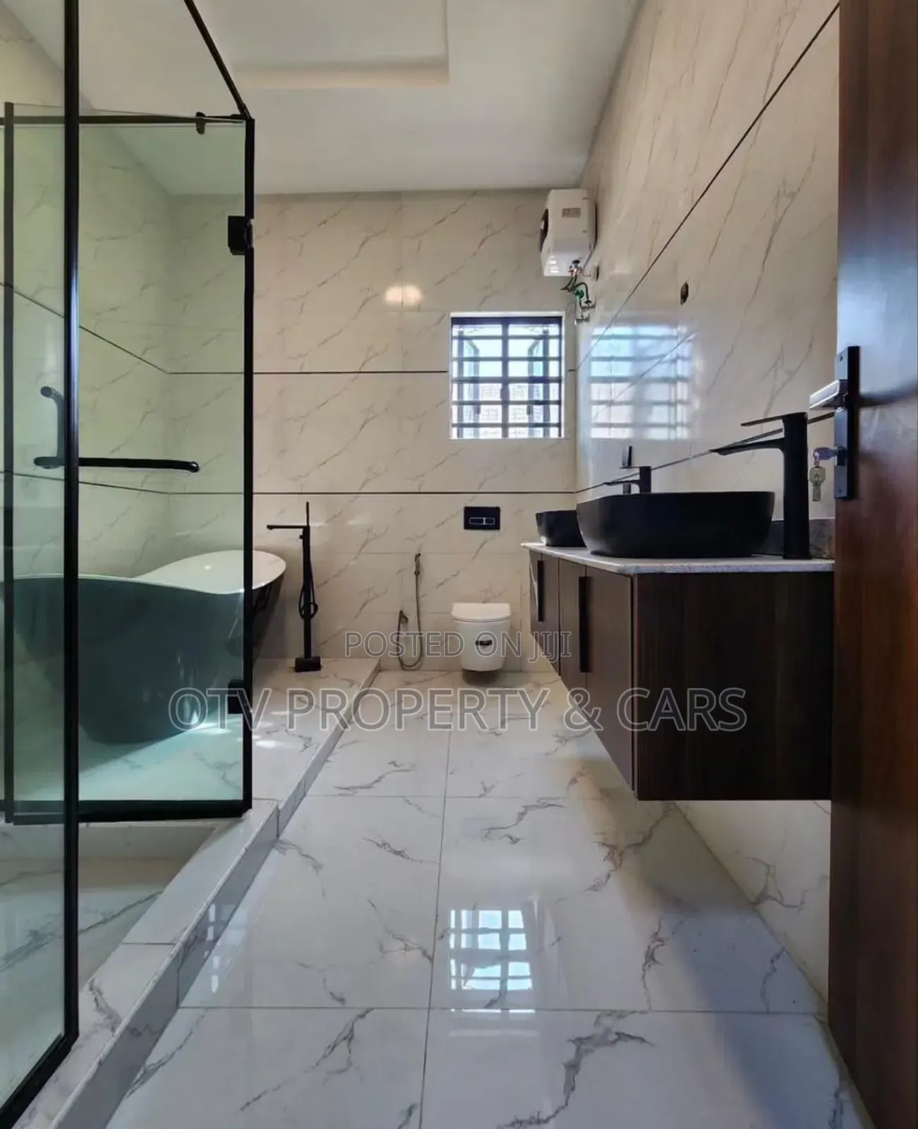 Furnished 5bdrm Duplex in Ikota for sale in Ikota