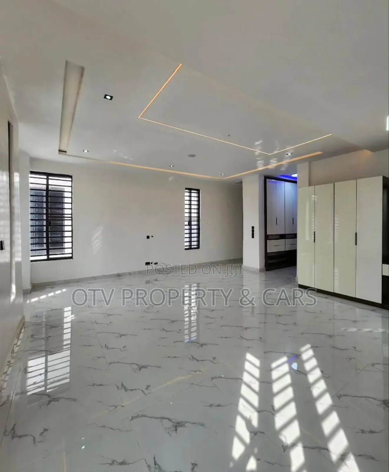 Furnished 5bdrm Duplex in Ikota for sale in Ikota