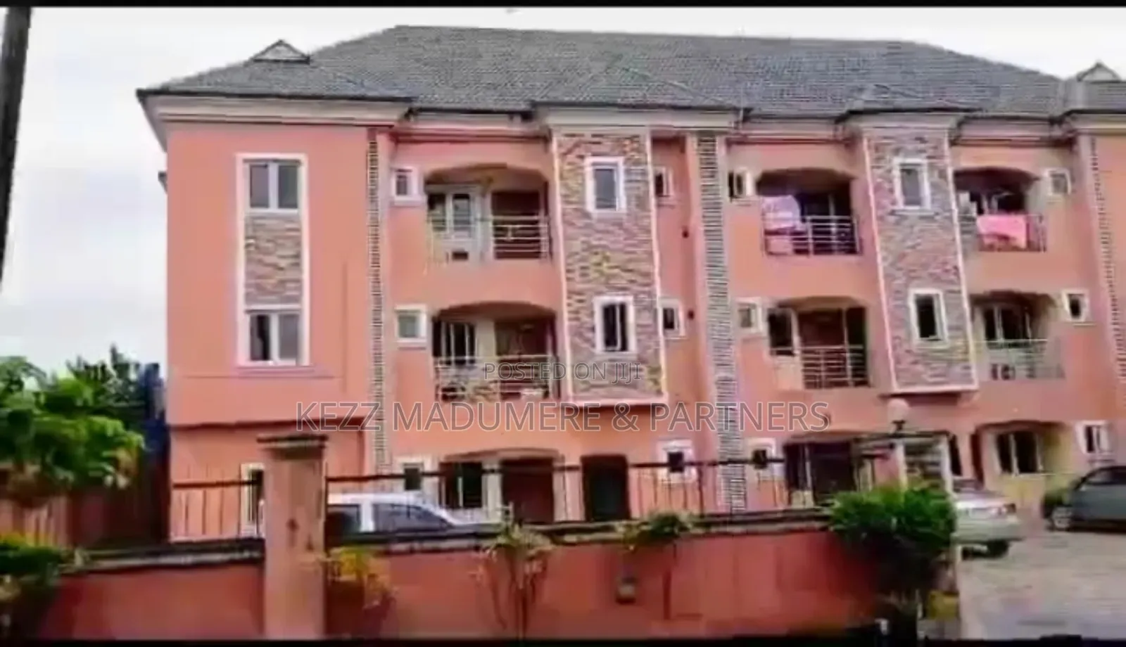 9bdrm Block of Flats in Gated Estate for sale in Port-Harcourt