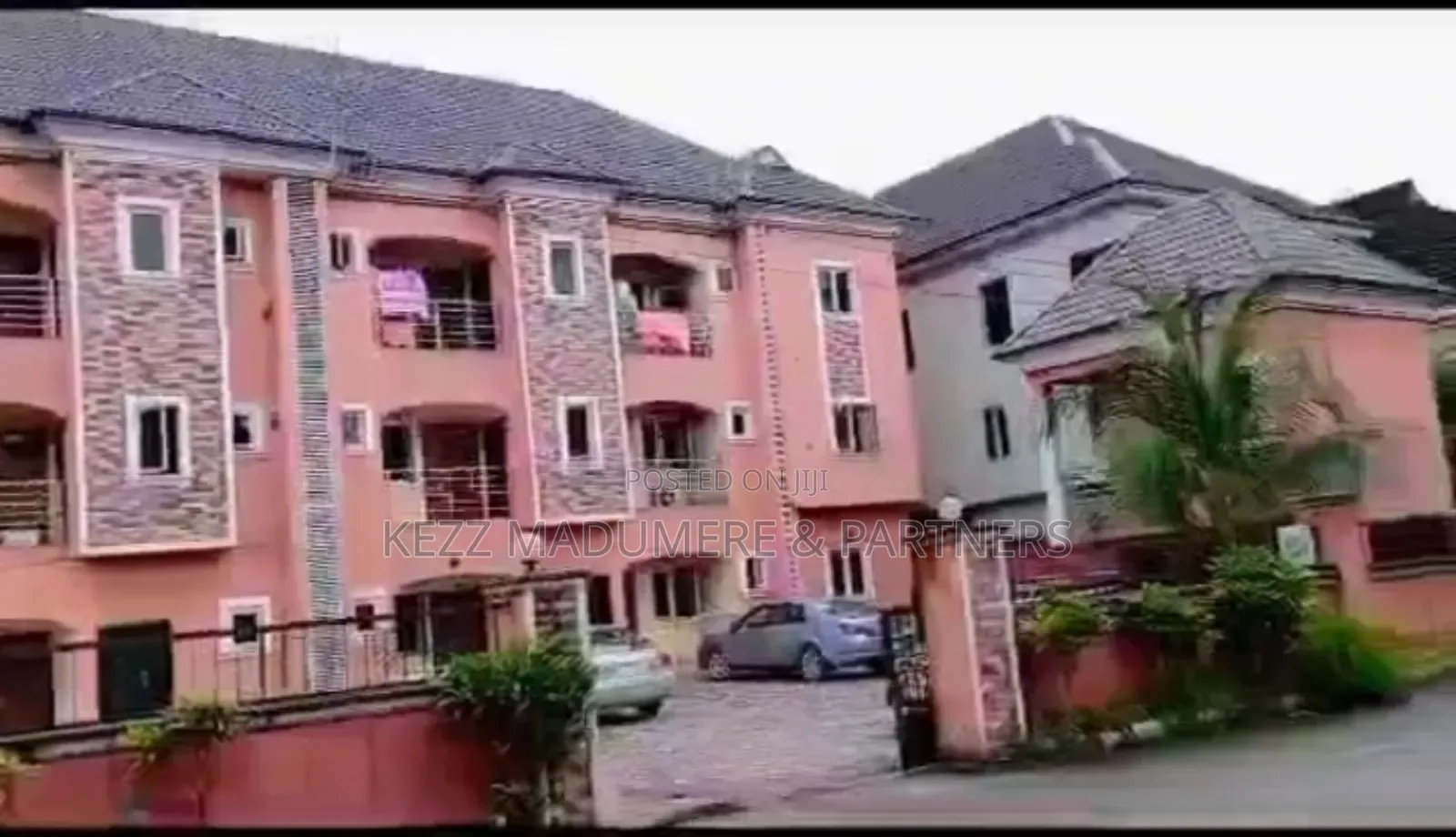 9bdrm Block of Flats in Gated Estate for sale in Port-Harcourt