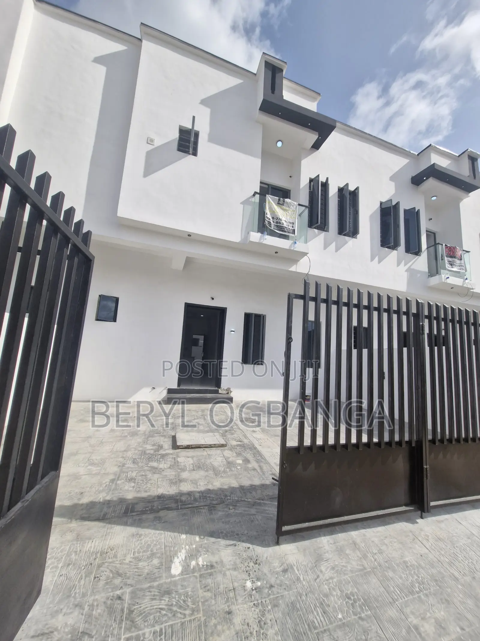 3bdrm Townhouse/Terrace for sale in Off Lekki-Epe Expressway