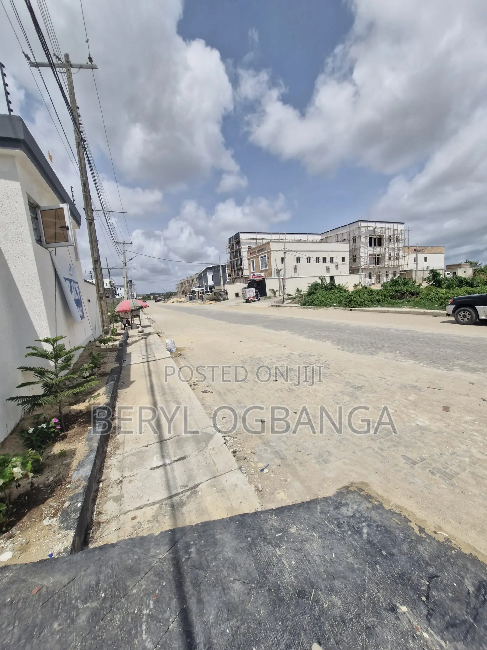 3bdrm Townhouse/Terrace in Off Lekki-Epe Expressway for sale in Off Lekki-Epe Expressway