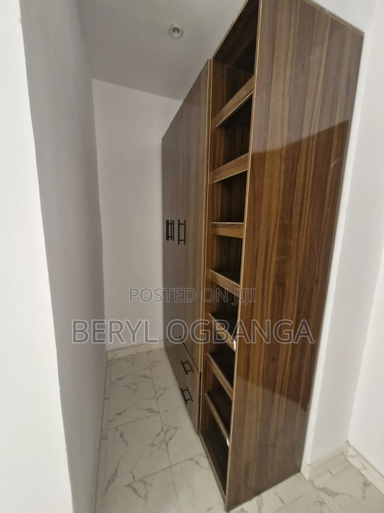 3bdrm Townhouse/Terrace in Off Lekki-Epe Expressway for sale in Off Lekki-Epe Expressway