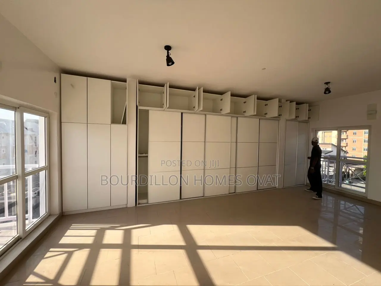3bdrm Maisonette in Victoria Island for sale in Victoria Island