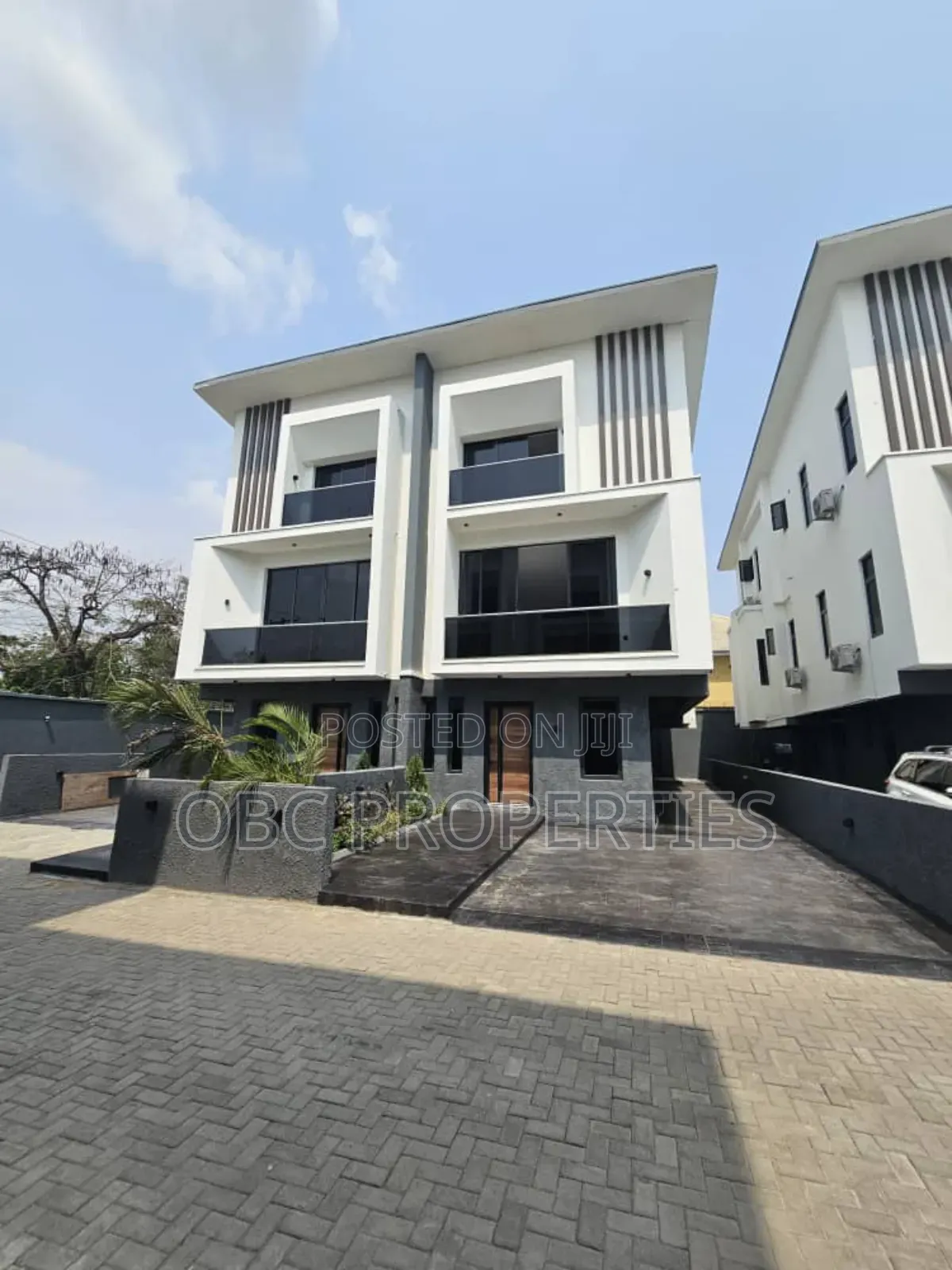 Furnished 4bdrm Duplex in Ikeja Gra for sale in Ikeja GRA