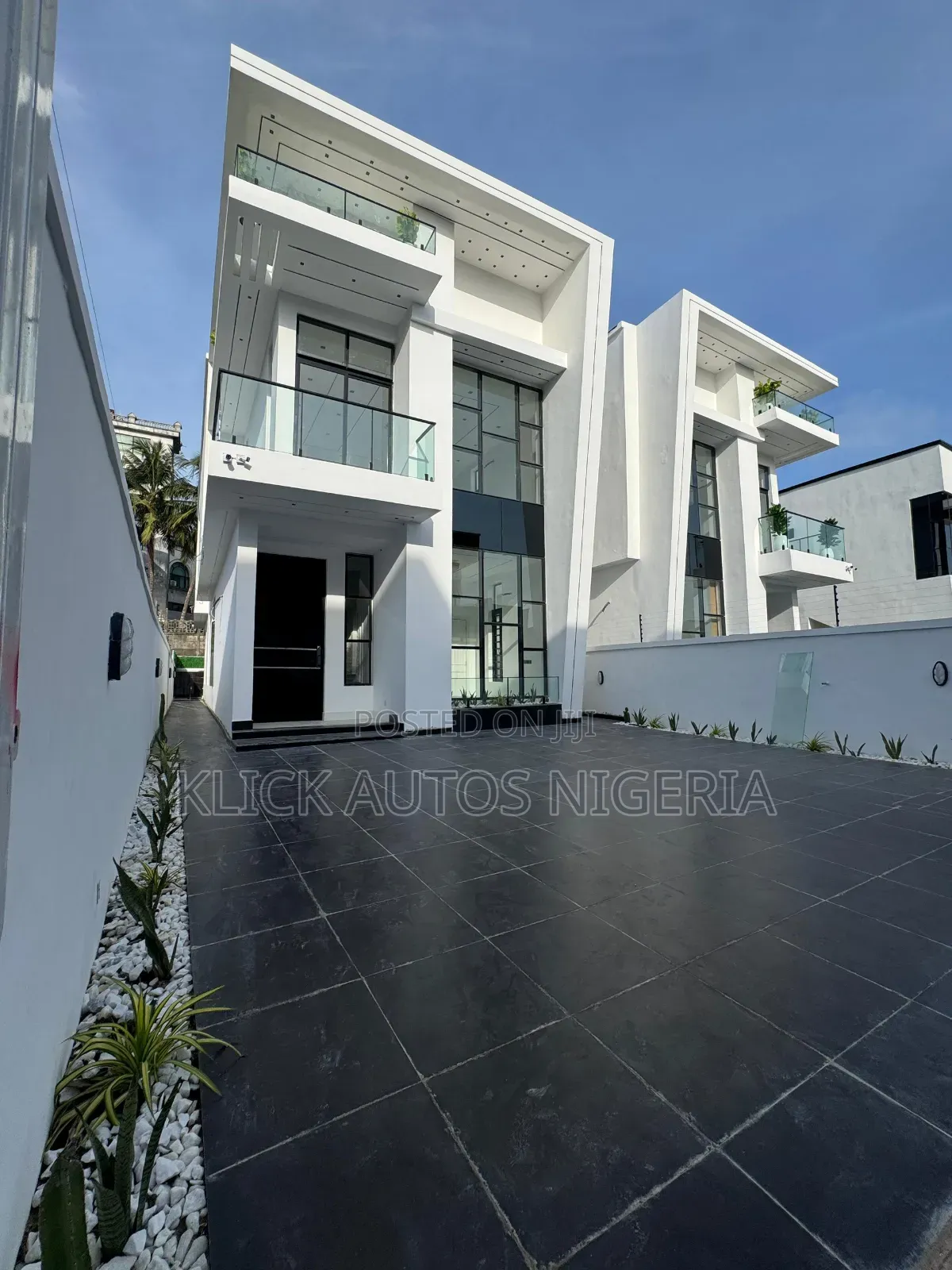 Furnished 5bdrm Duplex in Lekki for sale in Lekki
