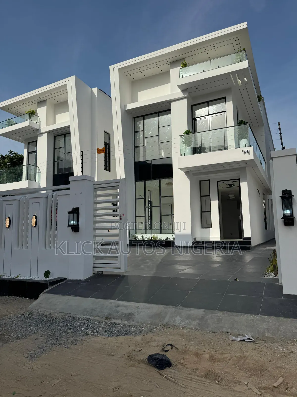 Furnished 5bdrm Duplex in Lekki for sale in Lekki