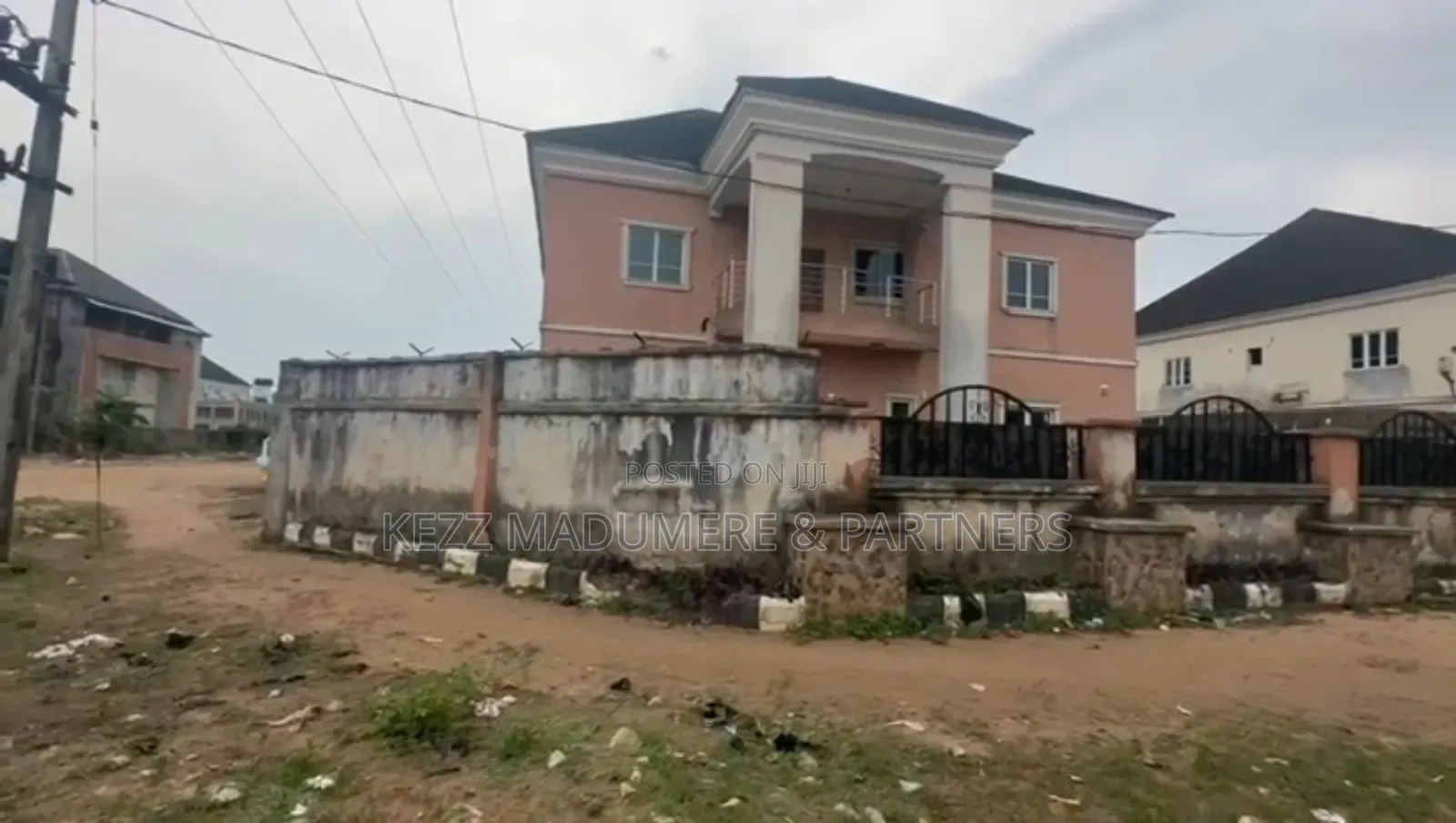 4bdrm Duplex in Institutional Layout, Port-Harcourt for sale in Port-Harcourt
