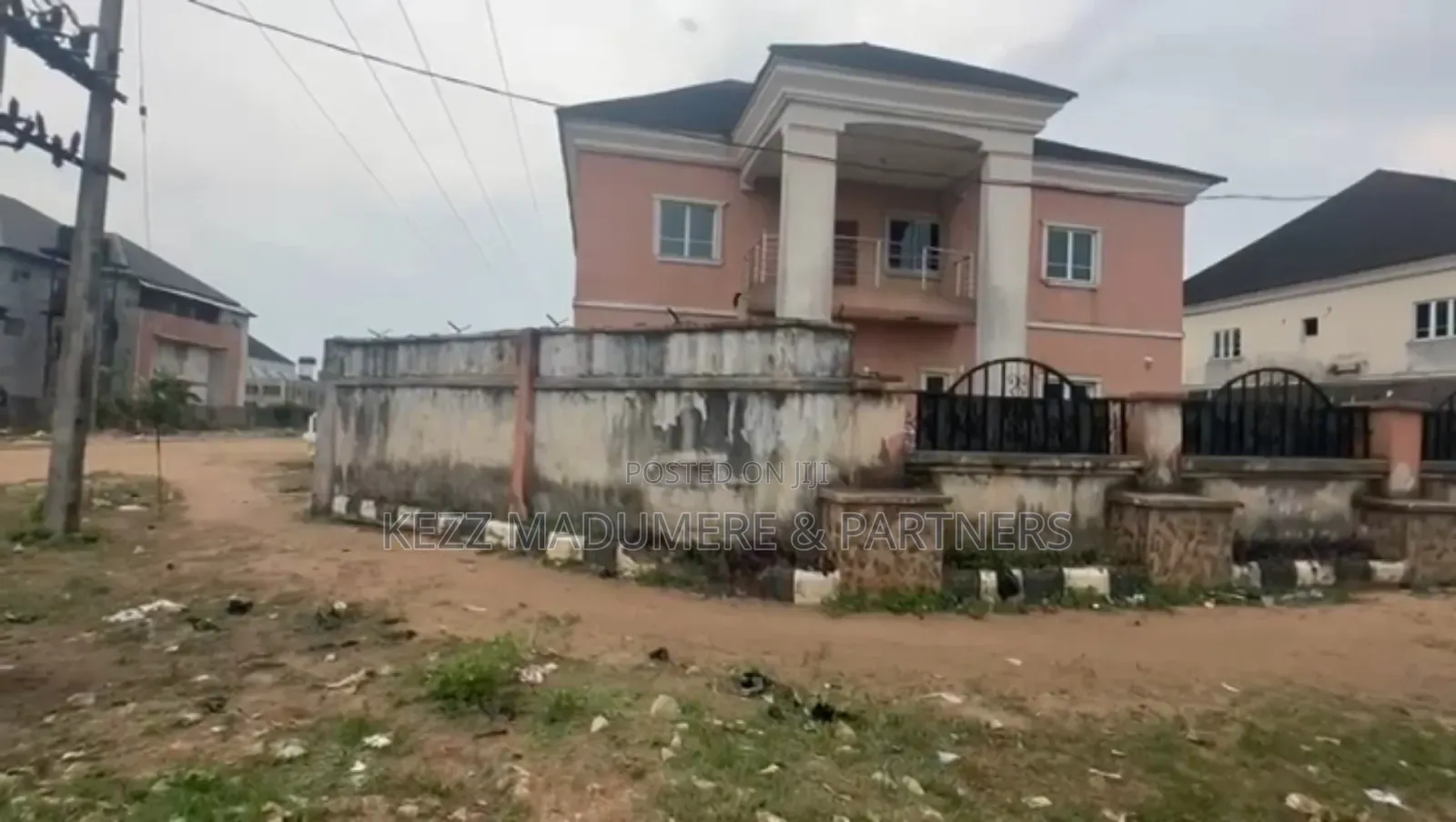 4bdrm Duplex in Institutional Layout, Port-Harcourt for sale in Port-Harcourt