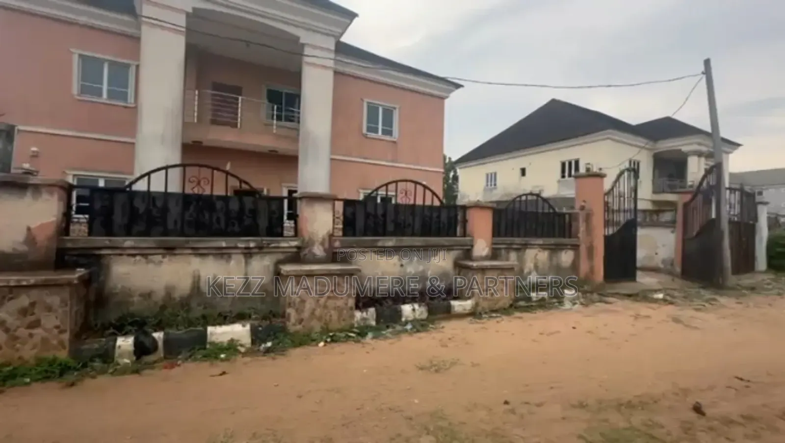 4bdrm Duplex in Institutional Layout, Port-Harcourt for sale in Port-Harcourt